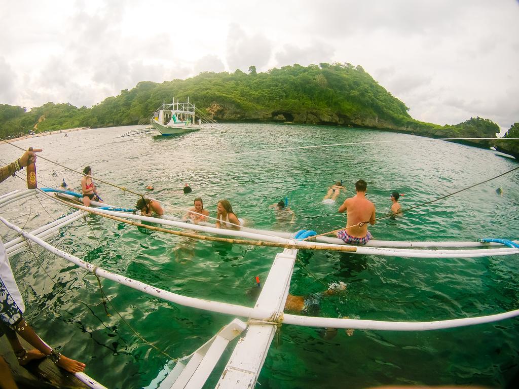 Jeepney Hostel And Kite Resort Balabag  Екстериор снимка