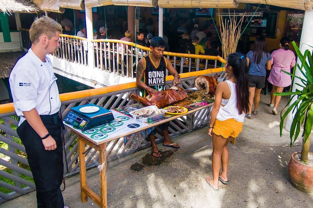 Jeepney Hostel And Kite Resort Balabag  Екстериор снимка