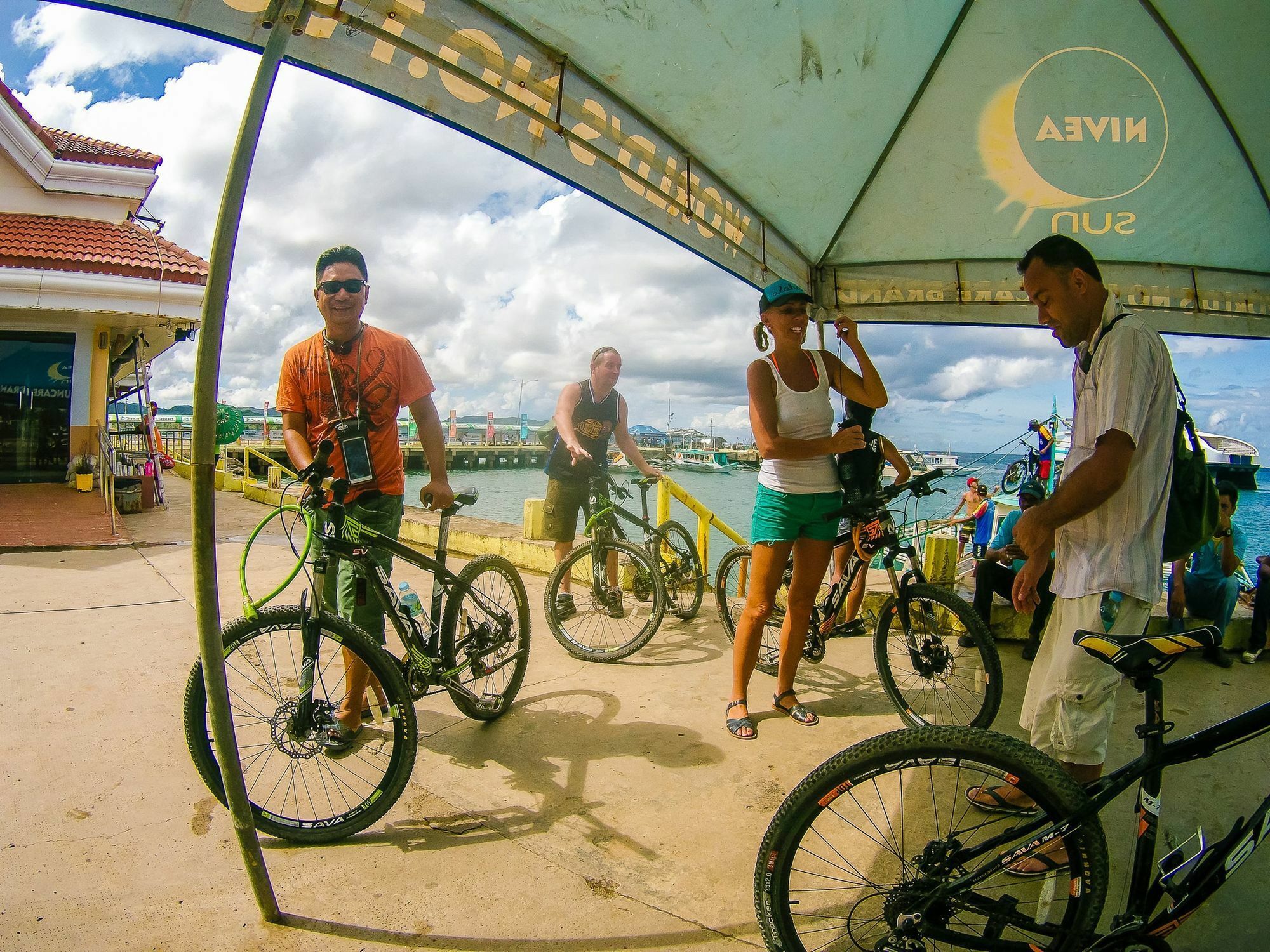 Jeepney Hostel And Kite Resort Balabag  Екстериор снимка